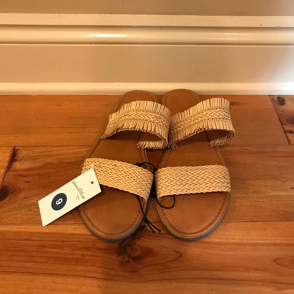 Universal Thread woven sandals